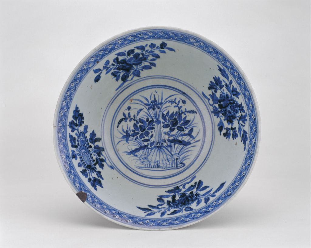 图片[2]-Blue and white lotus bowl-China Archive